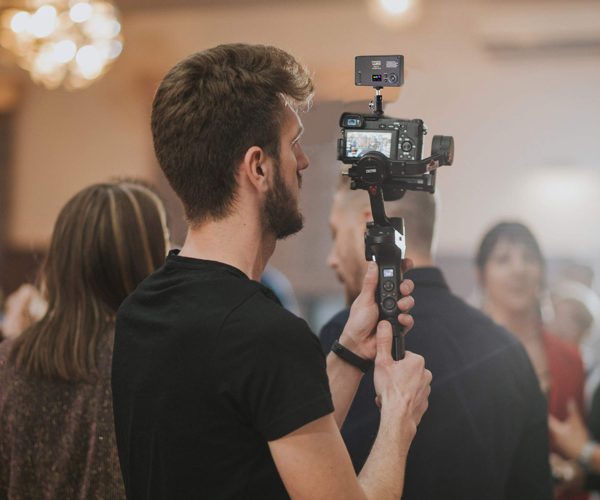 Vidpro RGB-152 Professional Photo and Video RGB Color LED Pocket Light Dual Mode RGB 360 Colors and CCT 3000K - 6500K Temp Control Special Effects Perfect for Vloggers and Filmmakers