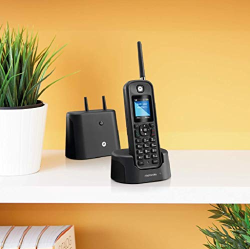Motorola O212 DECT 6.0 Long Range Cordless Phones with Digital Answering Machine and Inductive Charging Station Bundle