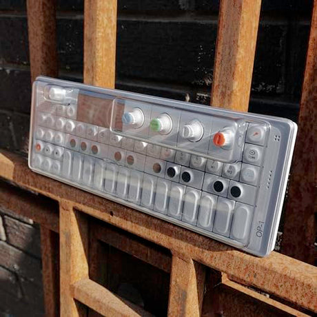 Decksaver Teenage Engineering OP-Z Keyboard Cover (DSLE-PC-OPZ)