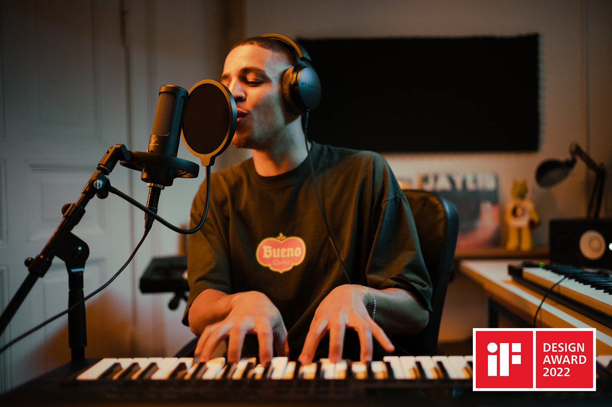 beyerdynamic PRO X M90 Side Addressed Condenser Microphone with Storage Bag, Pop Filter, and Shock Mount