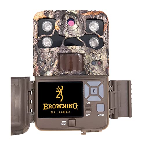 Browning Trail Cameras Recon Force Elite HP4 Trail Camera with 32 GB SD Card and SD Card Reader